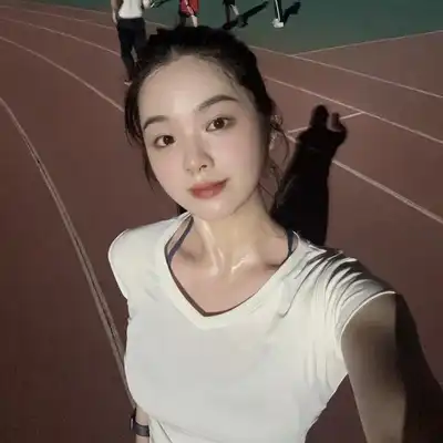 董飞强